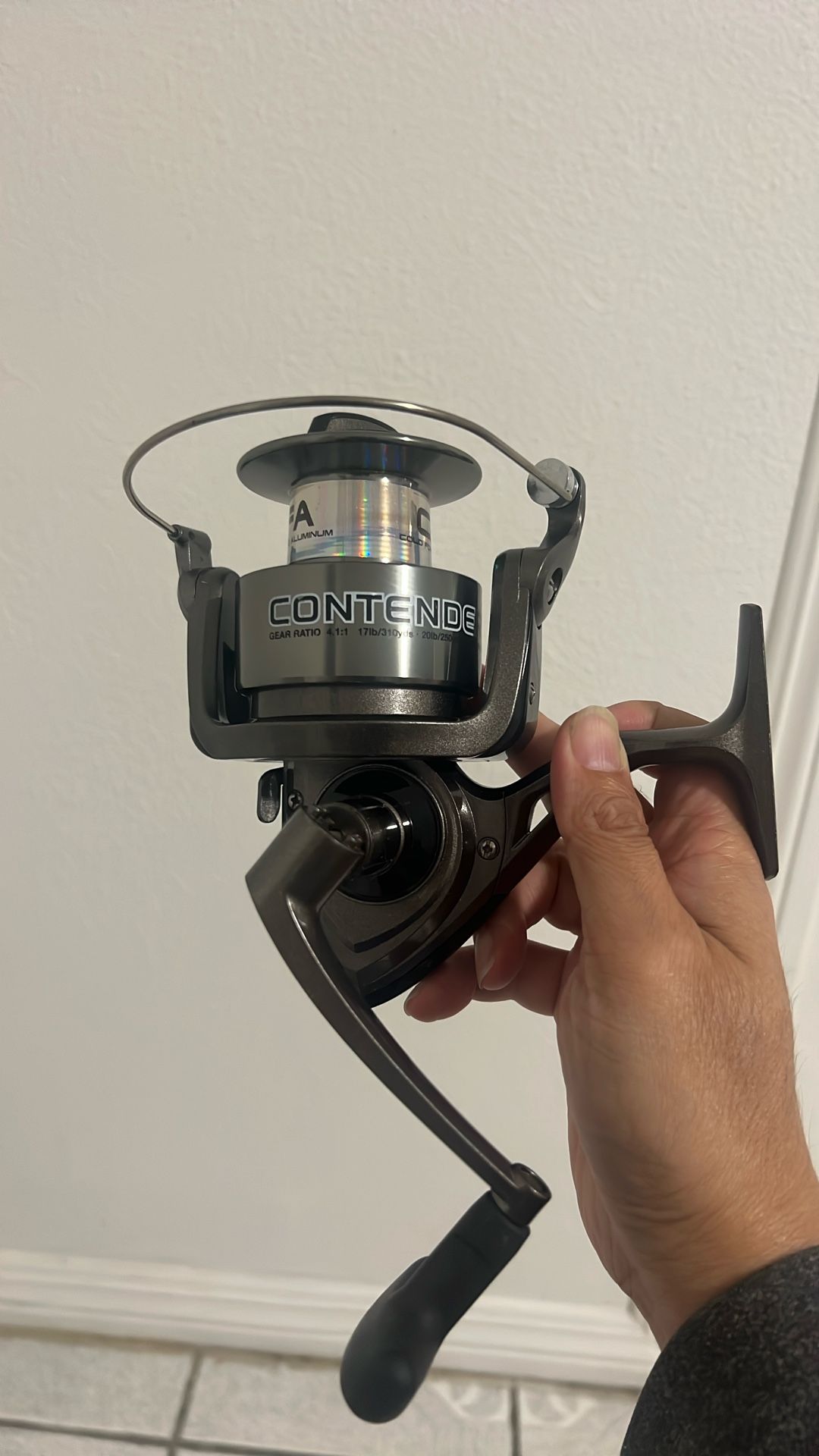 Brand New Shakespeare Contender CFA ( Cold Forged Aluminum Big Fishing Spinning Reels