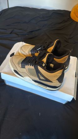 Air Jordan 4 retro fossil