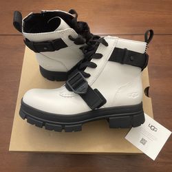 UGG Ashton Lace-Up Boots Women’s SZ 8.5