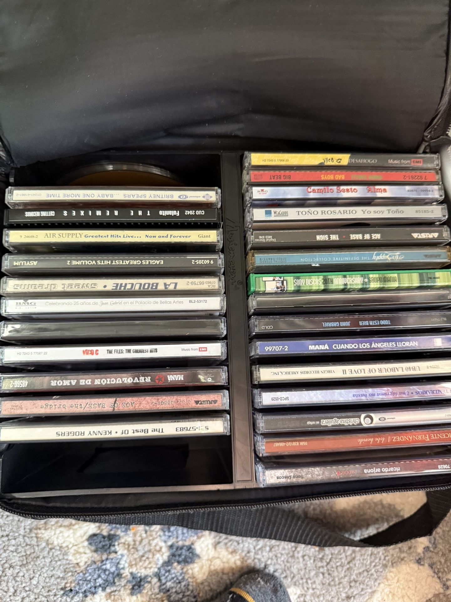 CDs Music 🎶 🎼