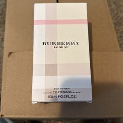Burberry London Women’s Perfume 