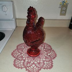 THIS ITEM IS A VINTAGE RED GLASS ROOSTER COVERED CANDY DISH OFTEN STYLED AFTER DEPRESSION GLASS.