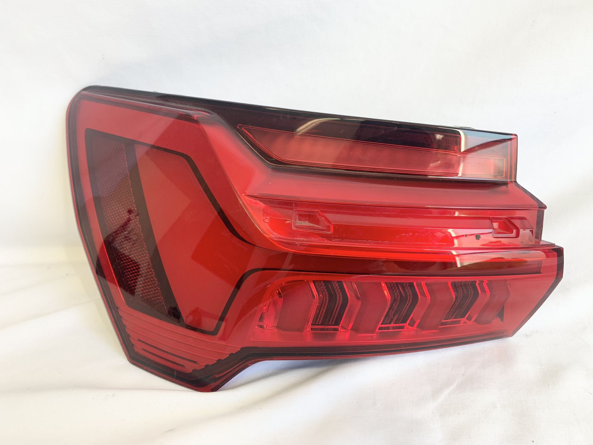 AUDI A6 OUTER LEFT TAIL LIGHT S6 2020 INSURANCE QUALITY OEM
