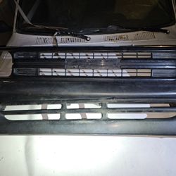 Toyota Pickup Front Fender 3 Set