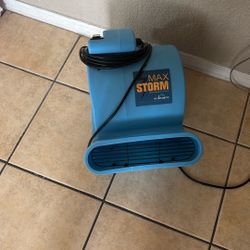 Max Storm Air Mover