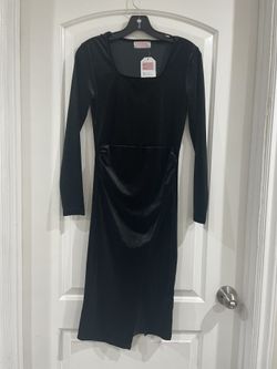 Classic Black Dress 👗 NEW