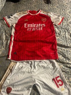 Arsenal adult uniform