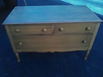 Small chest 3 drawer