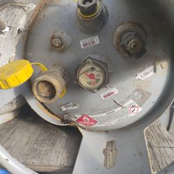 10 Gallon Forklift Propane Tank