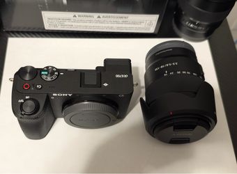 Sony A6700 + 18-135mm lens kit
