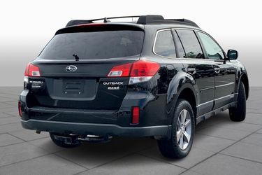 SUBARU OUTBACK LEGACY LEFT ROCKER MOLDING 