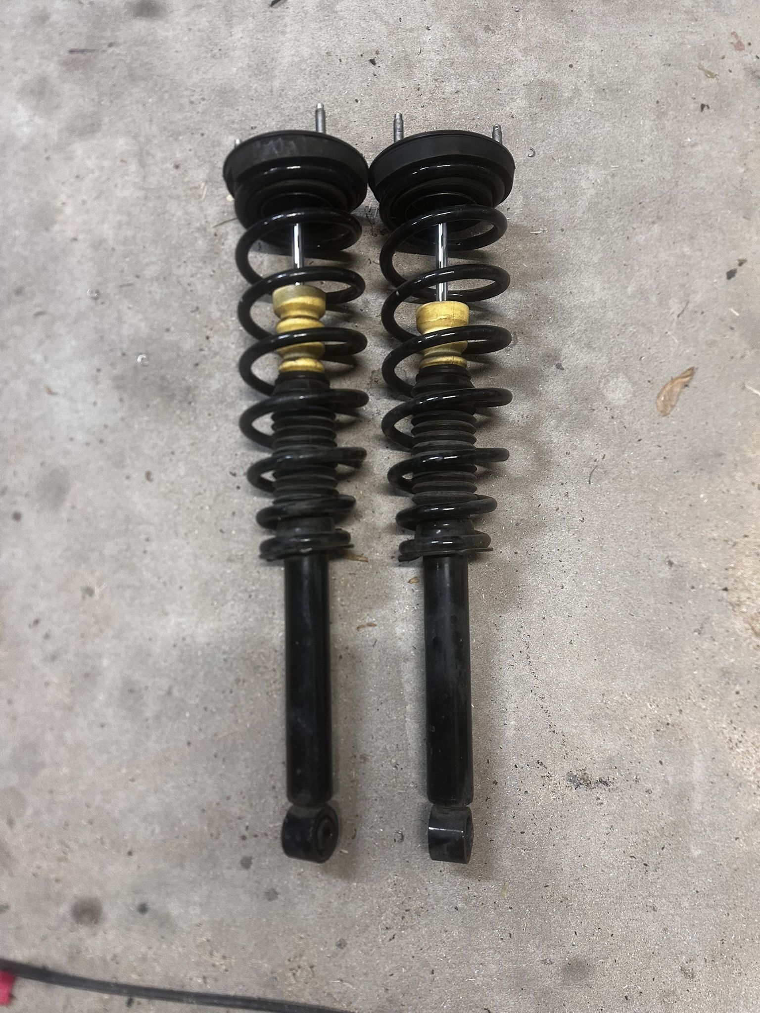 LS 430 REAR STRUT ASSEMBLY SHOCKS SPRINGS