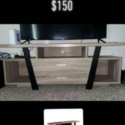 Modern TV Stand 