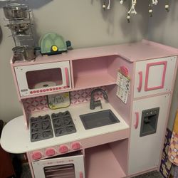 Pink Play Kitchen With Lots Of Food Accessories 