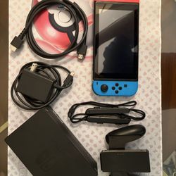 Nintendo Switch (1) w/ MicroSD and Carry Cases