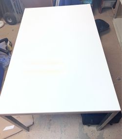 White Top Table with Metal Legs