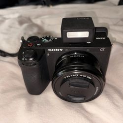 Sony a6700 +16-50mm Lens