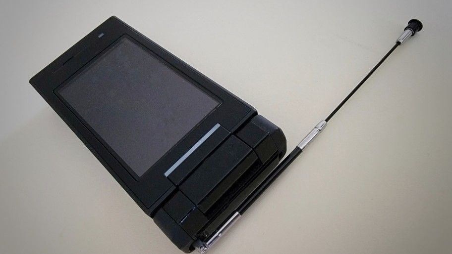 Used Japanese Mobile By Sanyo Electronics W52SA for Sale in