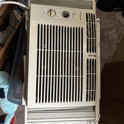 Frigidaire 5000 Btu Air Conditioner