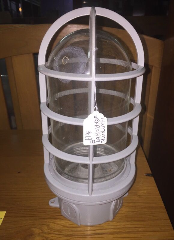 Lumark Ecplosion Proof Light.