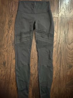 Lululemon 6