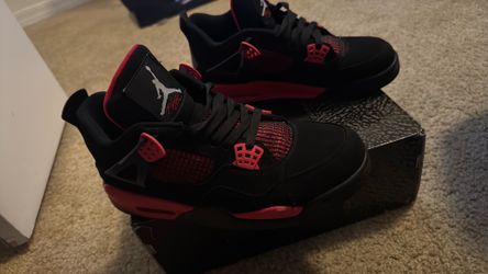 Air Jordan 4 retro red thunder