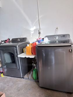 Washing machine and dryer set