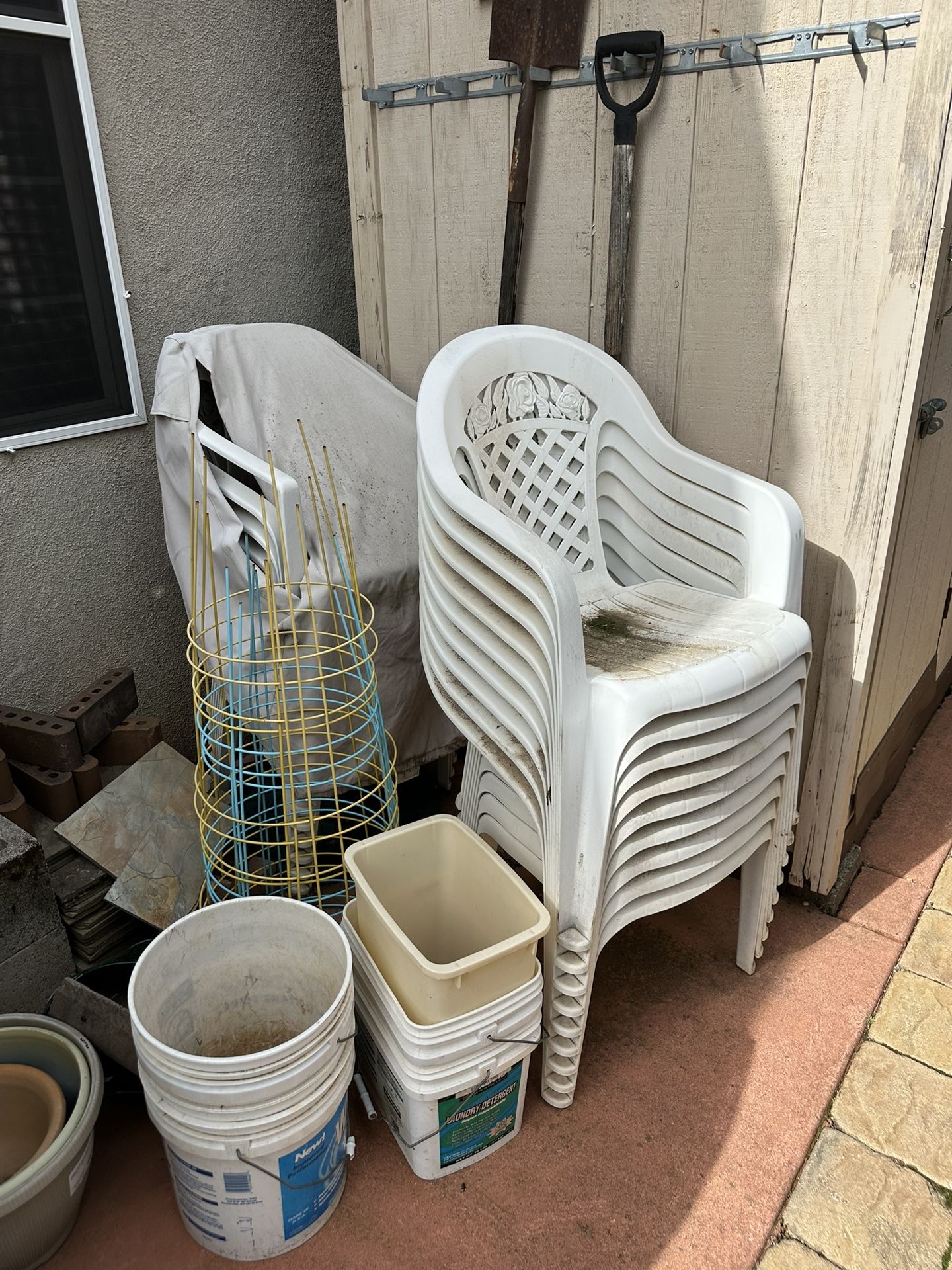 Plastic Lawn Chairs