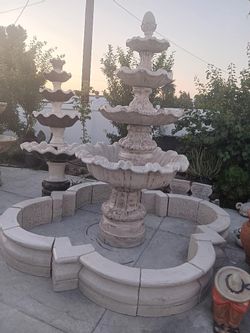 Concrete Fountain With Round Base