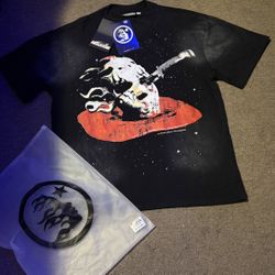 Men’s hell star shirt