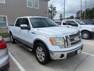 Ford F-150 SuperCrew Pickup Truck