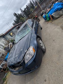 Parting out 2005 Nissan Altima parts