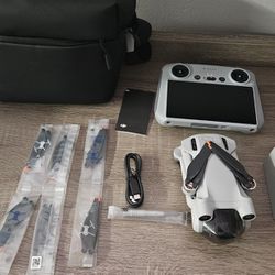 Dji Mini 3 Pro With Fly More Package 