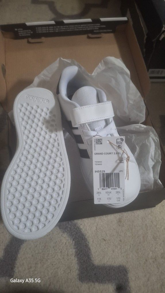 Brand New Kids Adidas size 11y