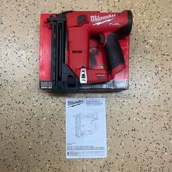 Milwaukee M12 FUEL 12-Volt Lithium-Ion Brushless Cordless 18-Gauge 1-1/2 in. Compact Brad Nailer (Tool Only)