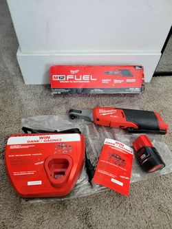 Milwaukee 1/4" Ratchet Brushless Fuel Kit M12