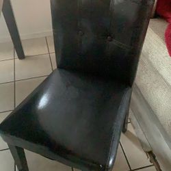 Marble Table And Chairs 