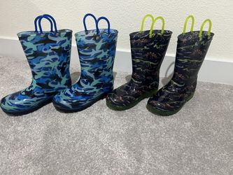 Kids Rain Boots Size 13/1