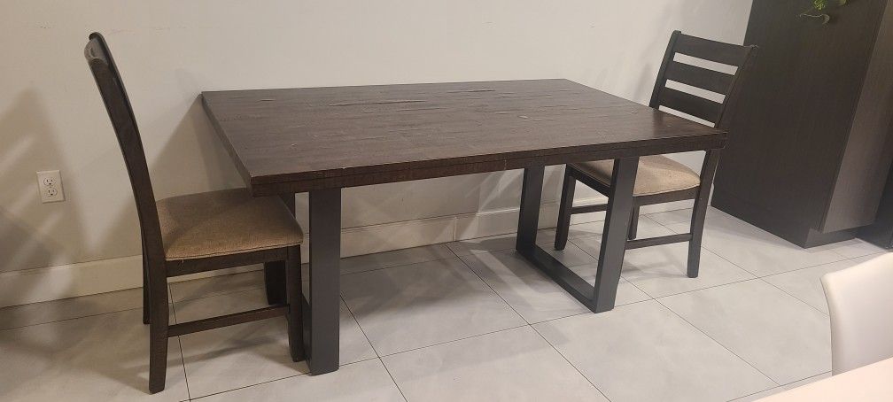 Dining Table and 2 Chairs