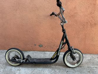 Mongoose Scooter