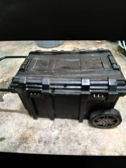 Black large heavy DUTY ROLLING TOOLBOX