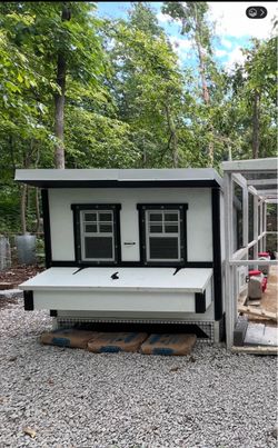 Chicken coop for sale