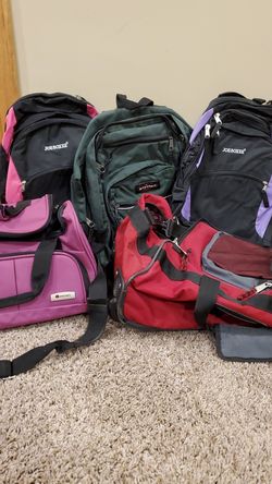 5 back packs. Gently used.