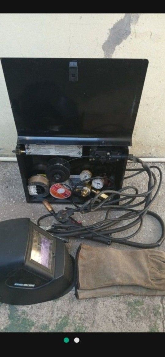 Mig/Flux Welder 170 Amp (Available)
