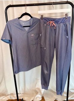 Figs scrubs