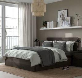 Queen Bed Frame With 2 Nightstands