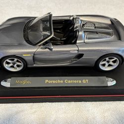PORSCHE CARRERA GT 1/18 Scale By Maisto