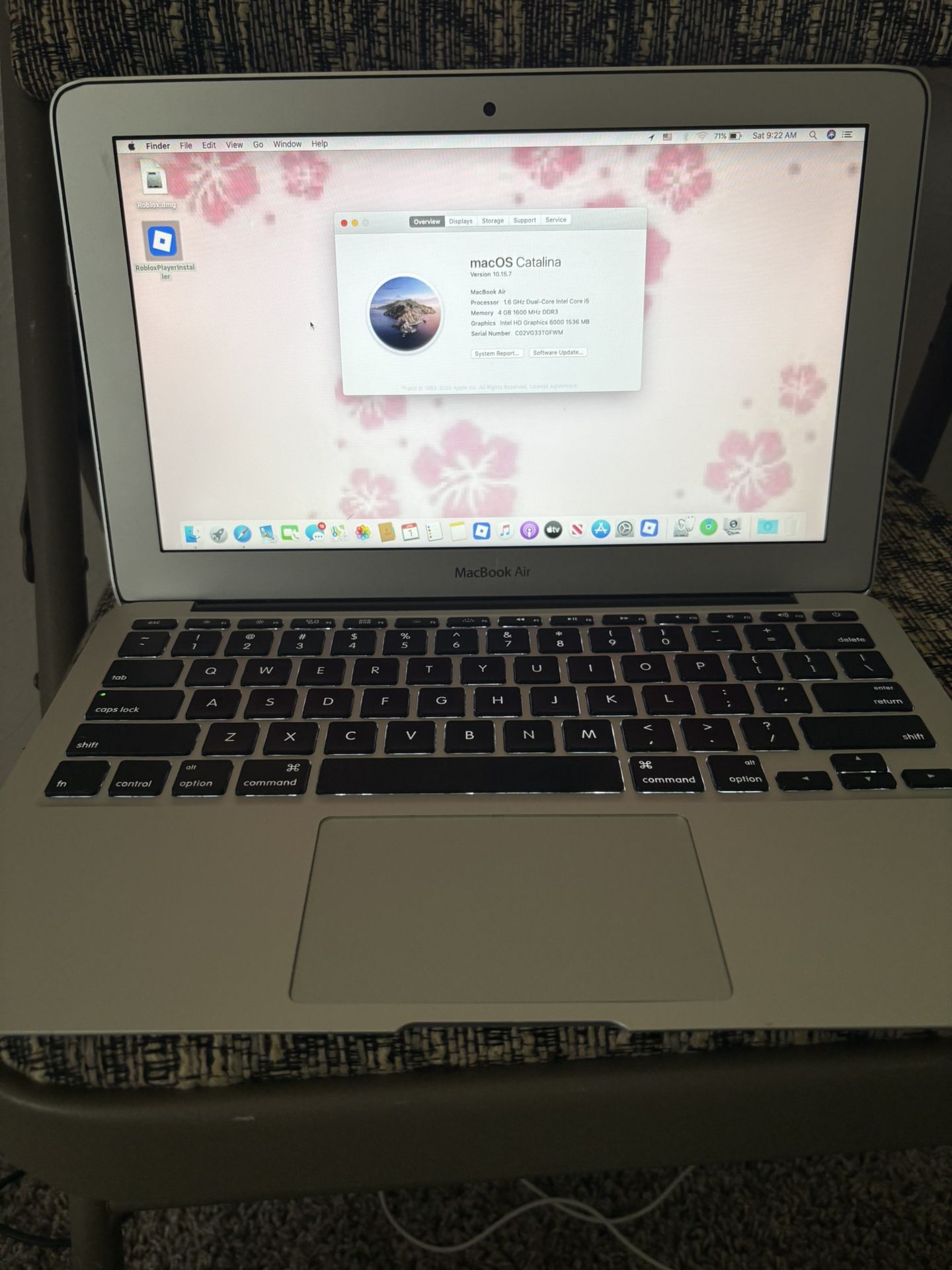 Apple MacBook Air 11.6-Inch Core i5 1.6GHz 4GB RAM 128GB SSD Storage Early 2015 (Silver)