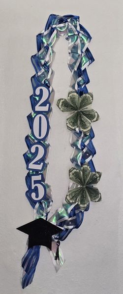 Money Graduation Lei