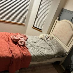 Pottery Barn Twin Beds $300 For Both